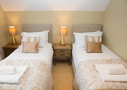 Photo of the super king or twin bedroom at River Cottage